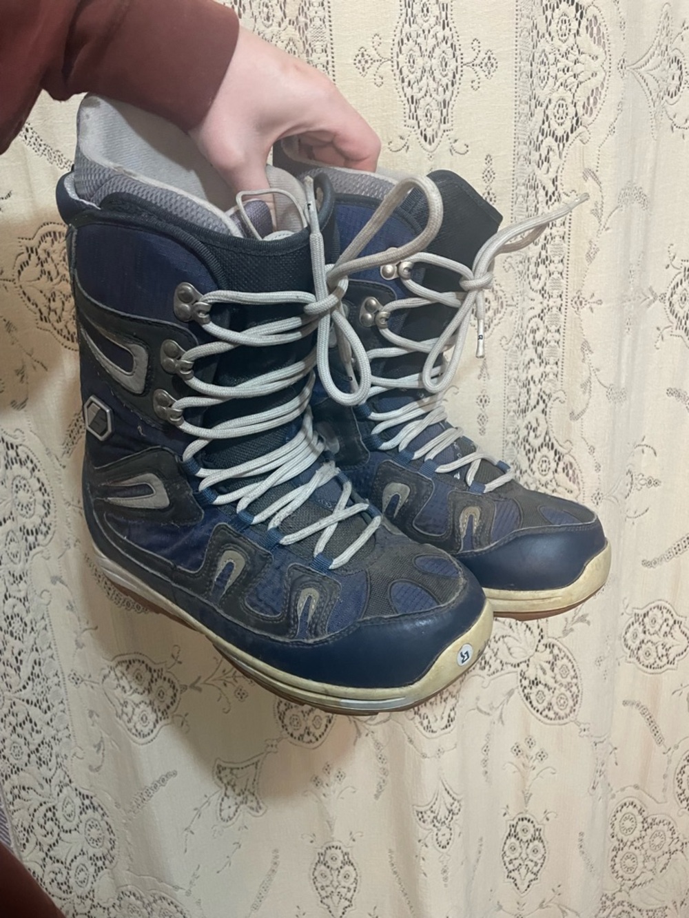 Burton: men’s freestyle blue and grey snowboard boots